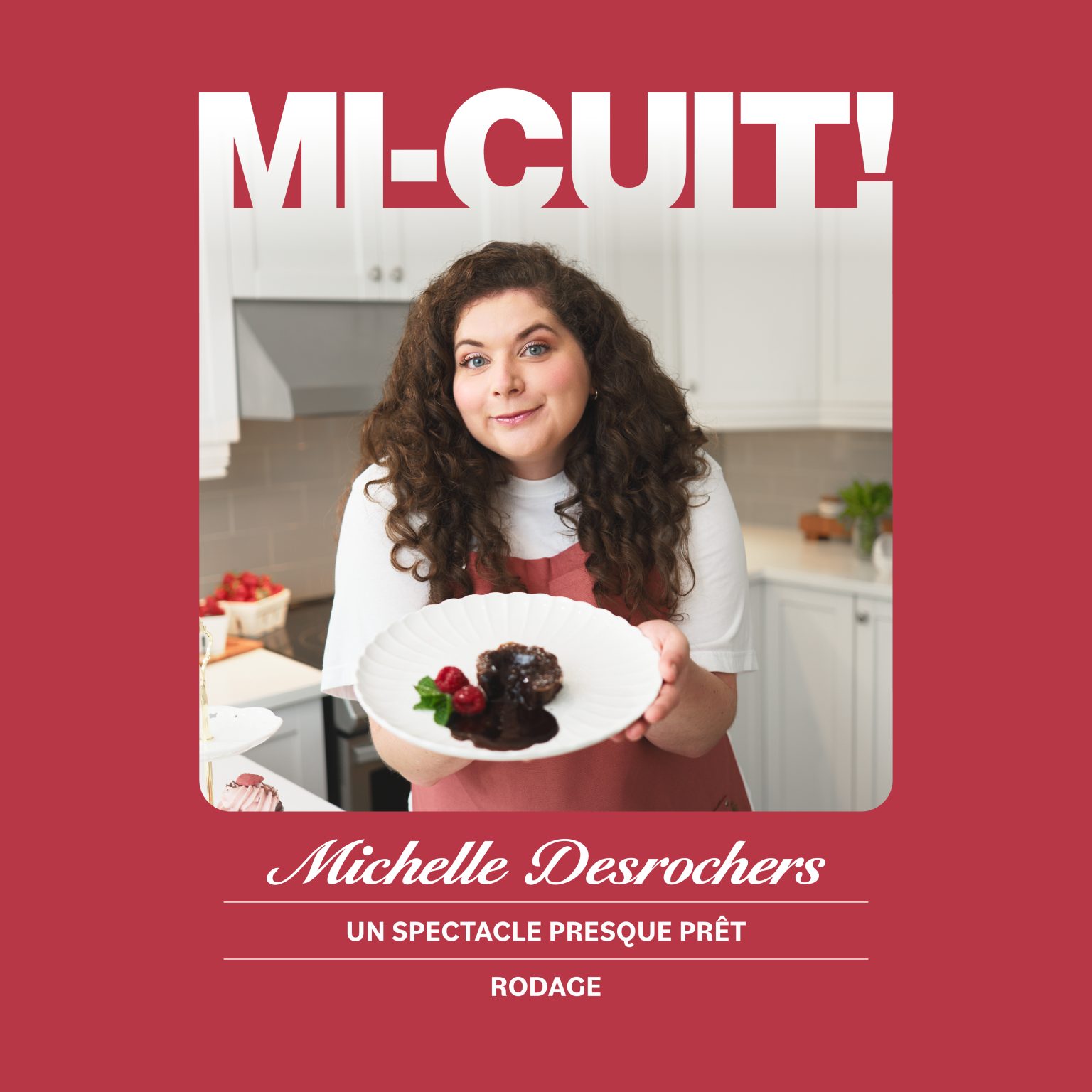 michelle-desrochers-mi-cuit.jpg Logo circulaire rouge de la Société des lecteurs, avec un pictogramme de livre stylisé au centre.