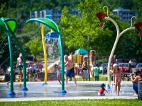 Jeux d'eau au parc Daniel-Johnson
